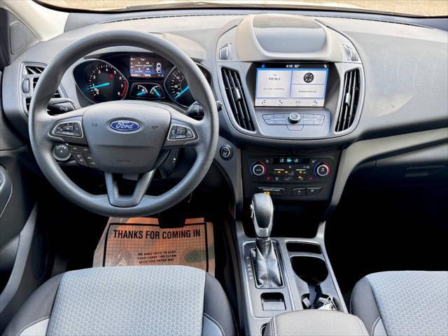 Photo of 2019 Magnetic Metallic Ford Escape