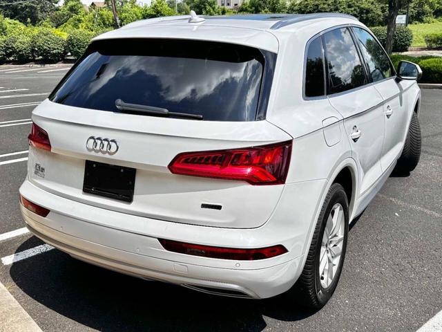 Photo of 2020 White Audi Q5