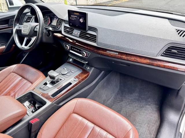Photo of 2020 White Audi Q5