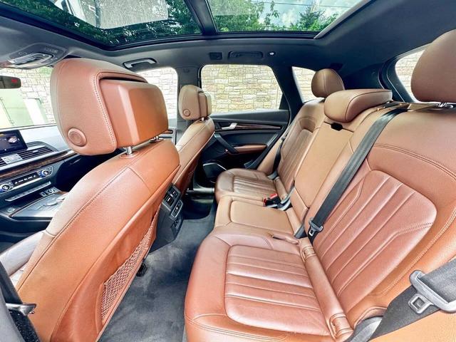 Photo of 2020 White Audi Q5