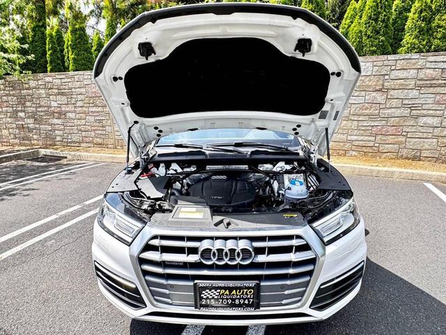 Photo of 2020 White Audi Q5
