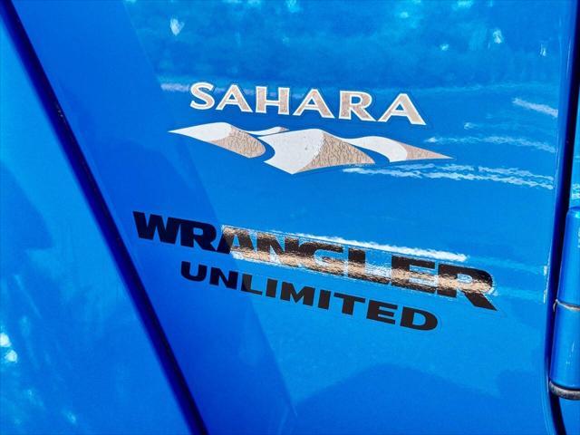 Photo of 2015 Hydro Blue Pearl Jeep Wrangler Unlimited
