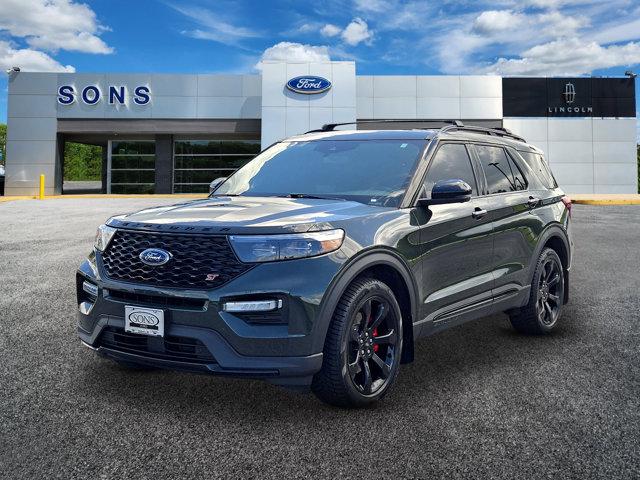 Photo of 2023 FORGED GREEN METALLIC Ford Explorer