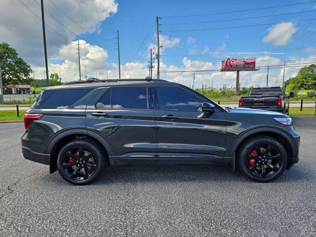 Photo of 2023 FORGED GREEN METALLIC Ford Explorer