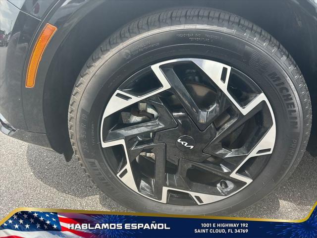 Photo of 2024 Ebony Black Kia Sportage