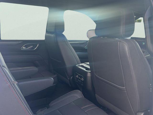 Photo of 2023 Summit White Chevrolet Tahoe