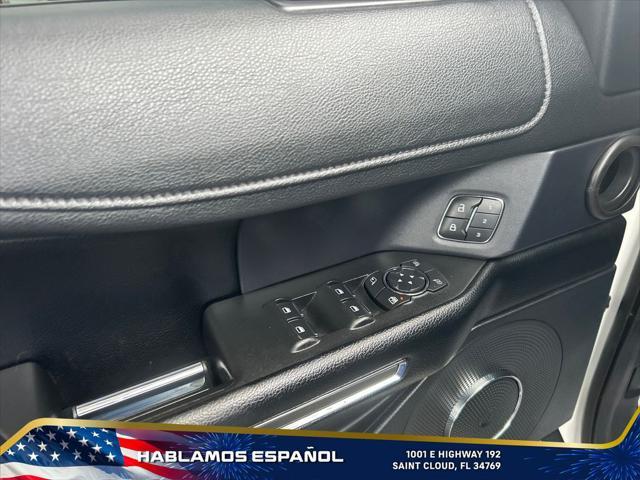 Photo of 2021 STAR WHITE MET TRI-COAT Ford Expedition