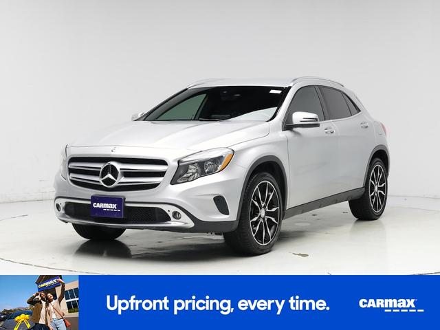Photo of 2016 Silver Mercedes-Benz GLA-Class