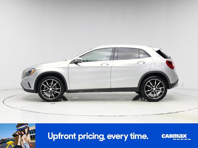 Photo of 2016 Silver Mercedes-Benz GLA-Class