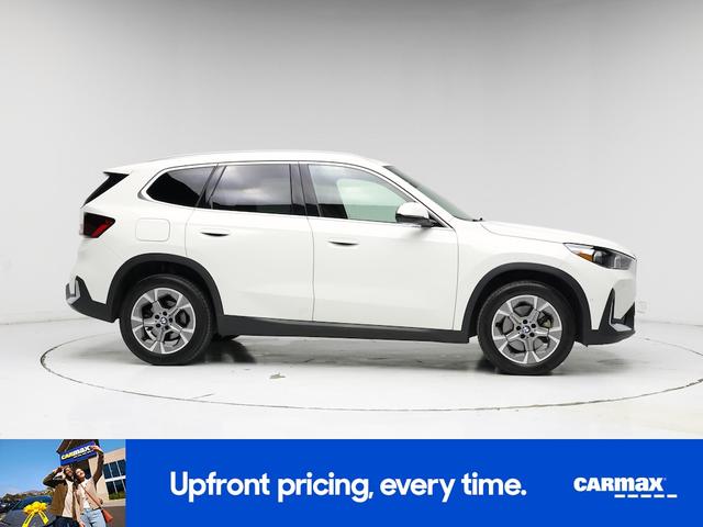 Photo of 2023 White BMW X1