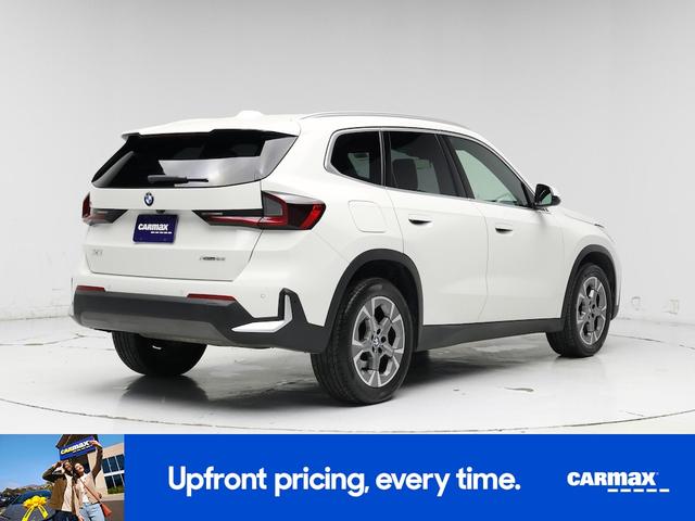 Photo of 2023 White BMW X1