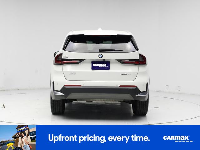 Photo of 2023 White BMW X1
