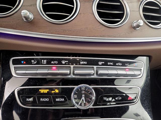 Photo of 2017 Blue Mercedes-Benz E-Class