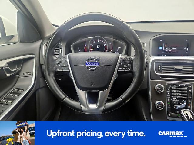 Photo of 2016 White Volvo V60