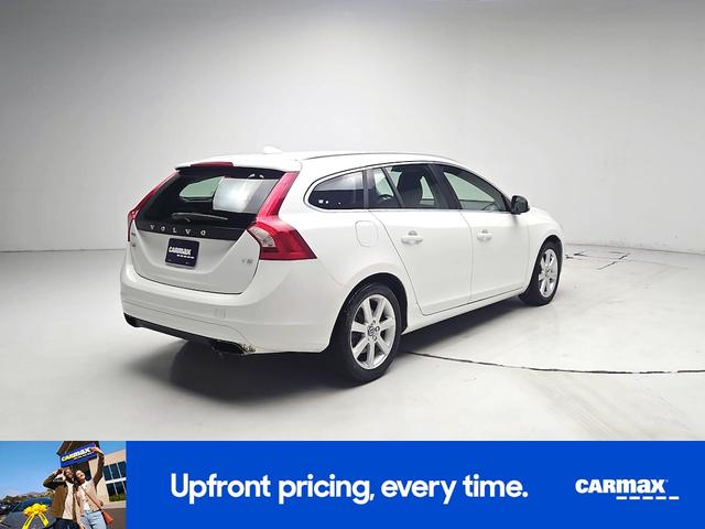 Photo of 2016 White Volvo V60