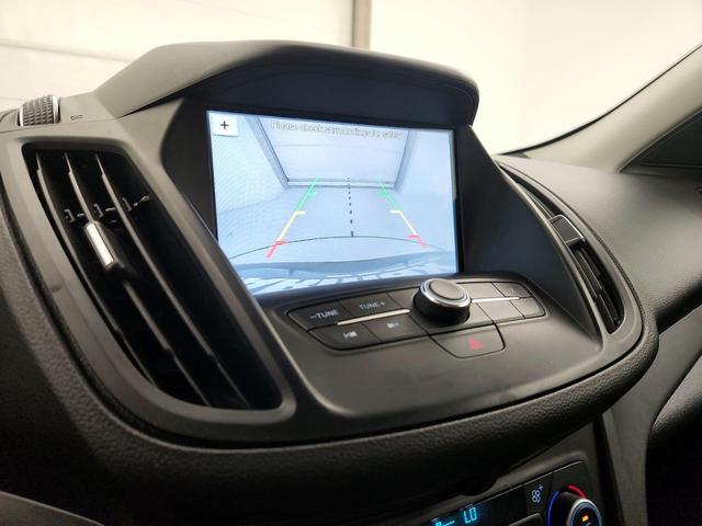 Photo of 2019 Black Ford Escape