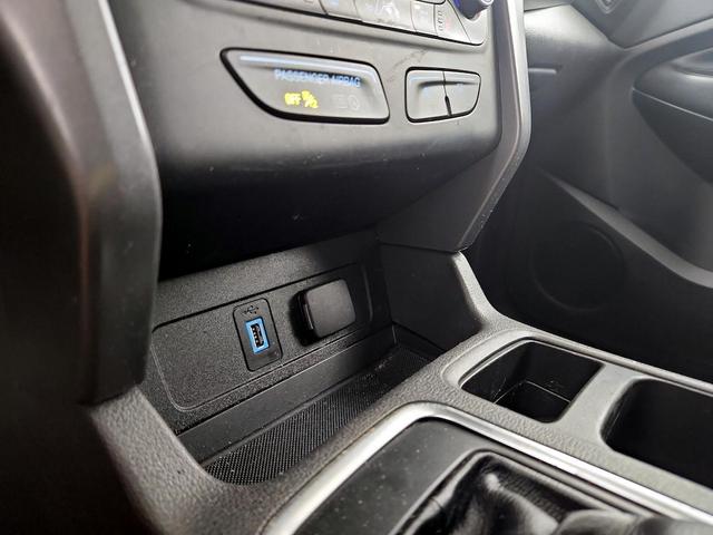 Photo of 2019 Black Ford Escape