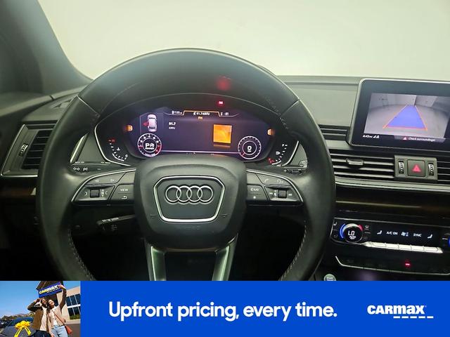 Photo of 2019 White Audi Q5