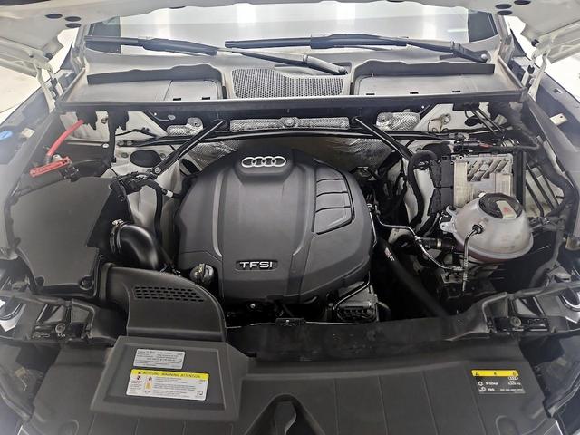 Photo of 2019 White Audi Q5
