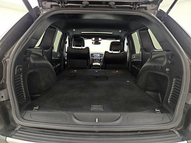Photo of 2020 Gray Jeep Grand Cherokee