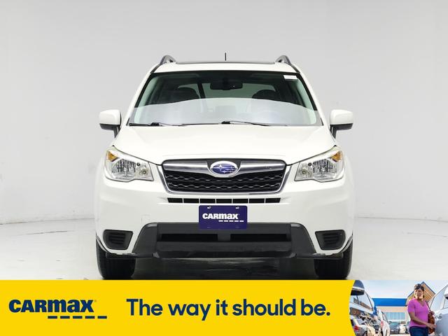 Photo of 2015 White Subaru Forester