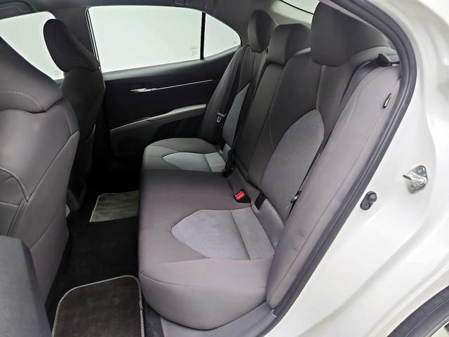 Photo of 2023 White Toyota Camry