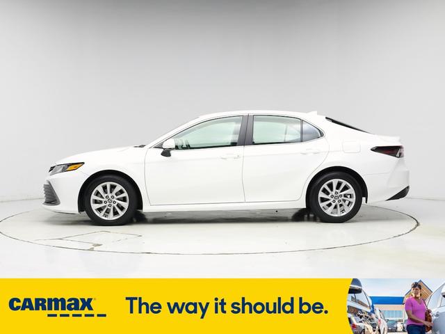 Photo of 2023 White Toyota Camry