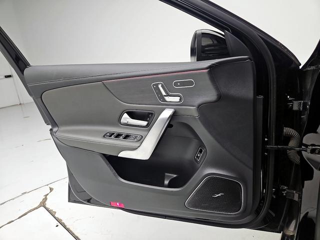 Photo of 2021 Black Mercedes-Benz AMG A 35