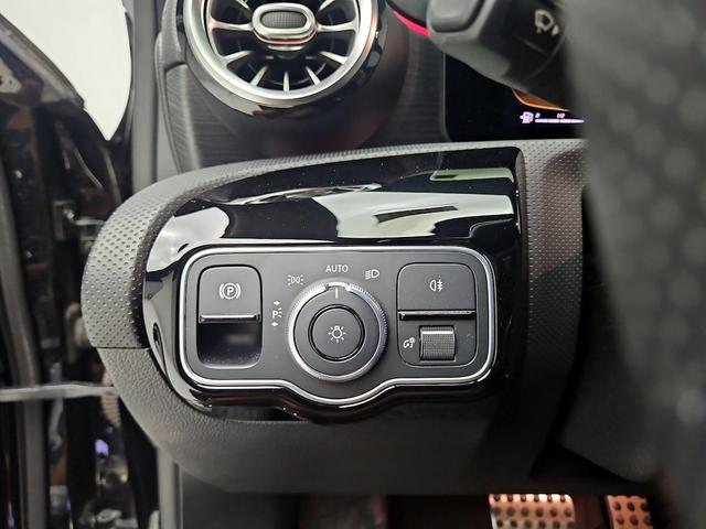 Photo of 2021 Black Mercedes-Benz AMG A 35