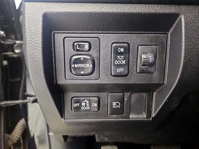 Photo of 2021 Black Toyota Tundra