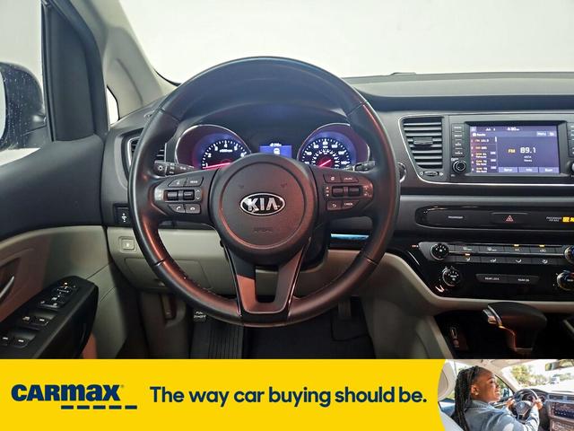Photo of 2019 Blue Kia Sedona