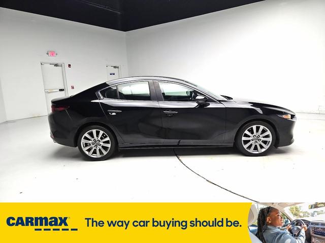 Photo of 2019 Black Mazda Mazda3