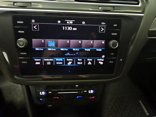 Photo of 2022 Gray Volkswagen Tiguan