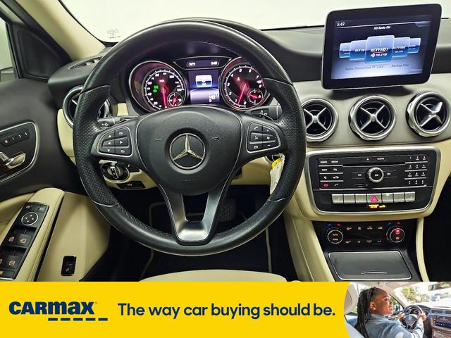 Photo of 2018 White Mercedes-Benz GLA 250