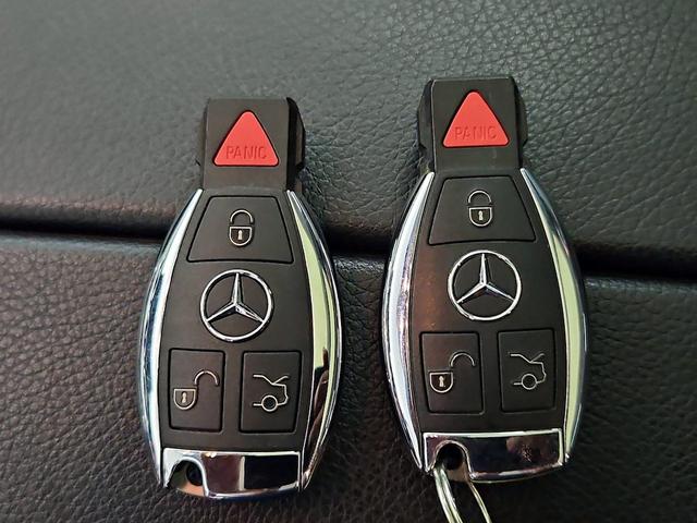 Photo of 2019 Silver Mercedes-Benz GLC 300