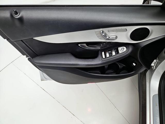 Photo of 2019 Silver Mercedes-Benz GLC 300