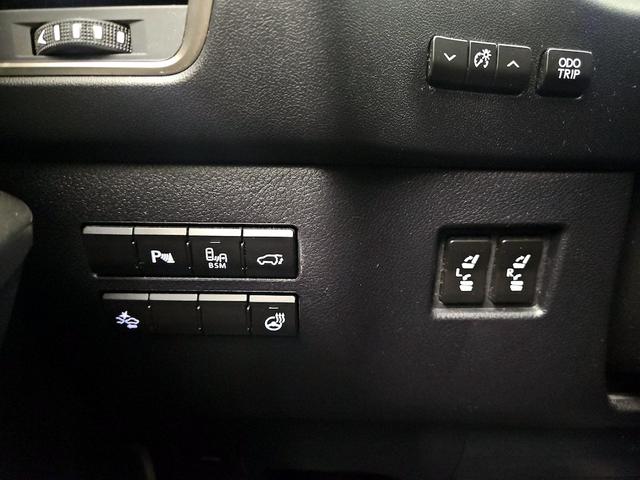 Photo of 2016 Black Lexus NX 200t