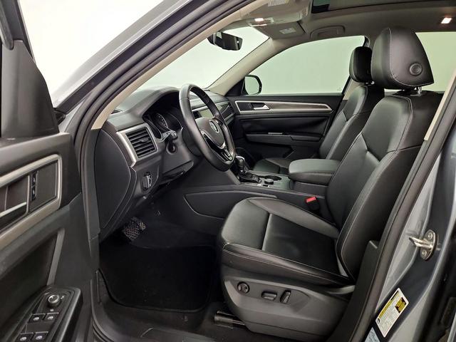 Photo of 2019 Gray Volkswagen Atlas