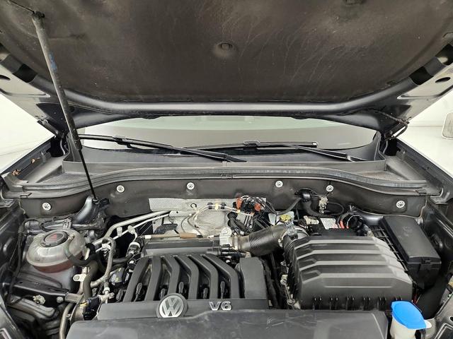 Photo of 2019 Gray Volkswagen Atlas