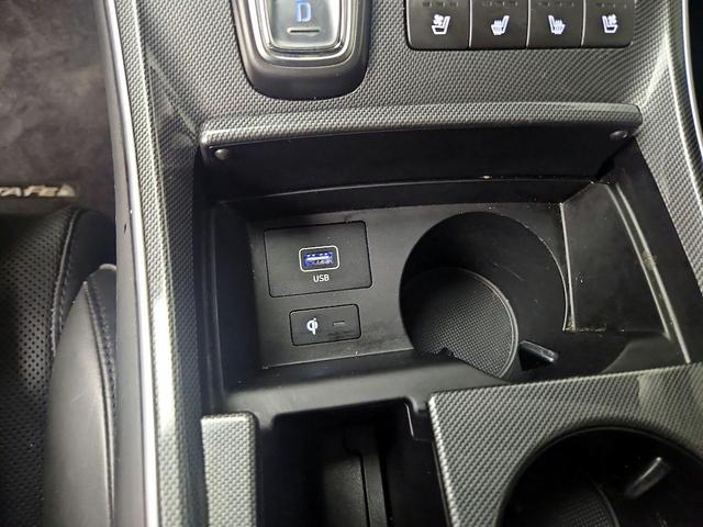 Photo of 2021 Black Hyundai SANTA FE