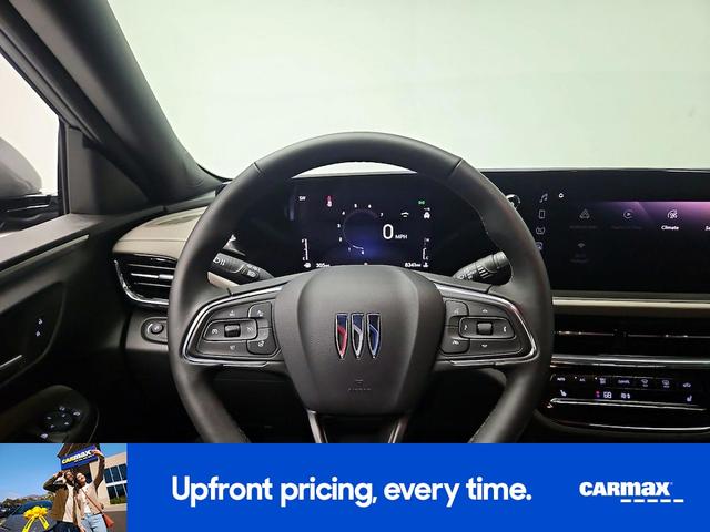 Photo of 2025 Gray Buick Envista