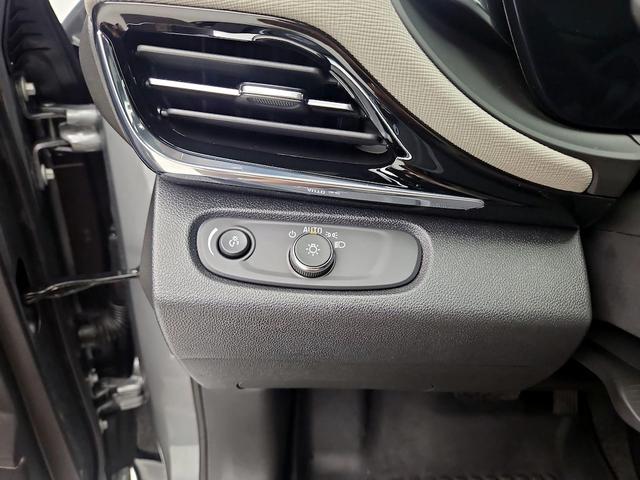 Photo of 2025 Gray Buick Envista