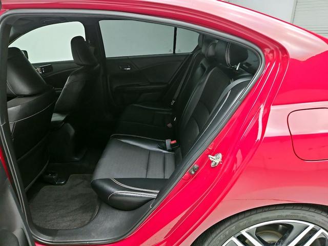Photo of 2016 Red Honda Accord