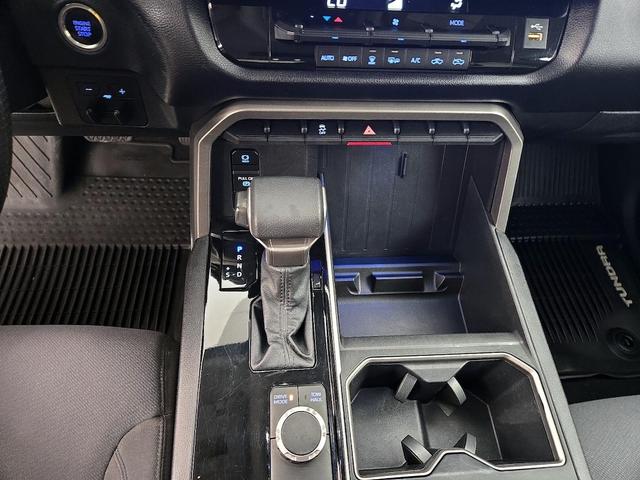 Photo of 2022 White Toyota Tundra