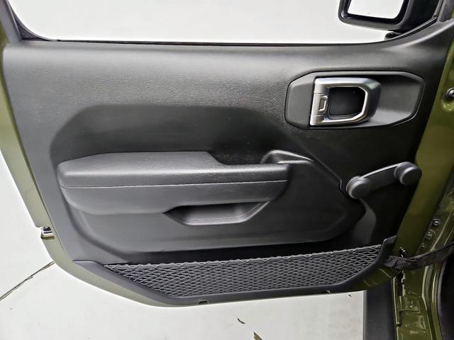 Photo of 2023 Green Jeep Wrangler