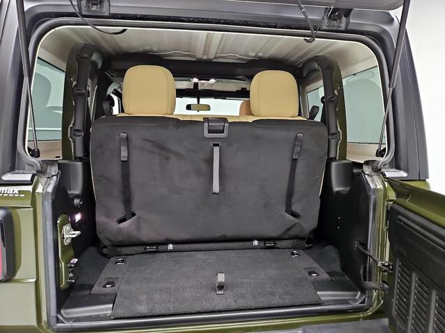 Photo of 2023 Green Jeep Wrangler