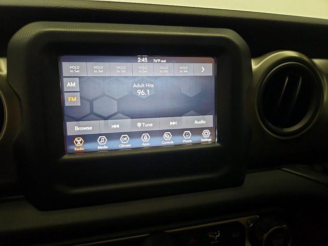 Photo of 2023 Green Jeep Wrangler