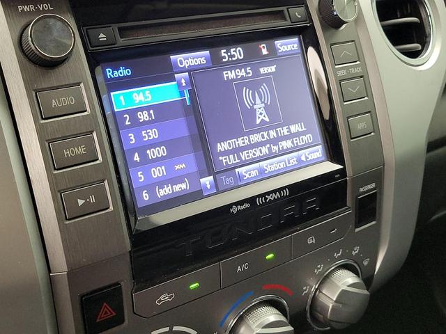 Photo of 2015 Gray Toyota Tundra