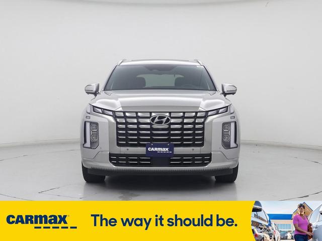Photo of 2023 Silver Hyundai PALISADE