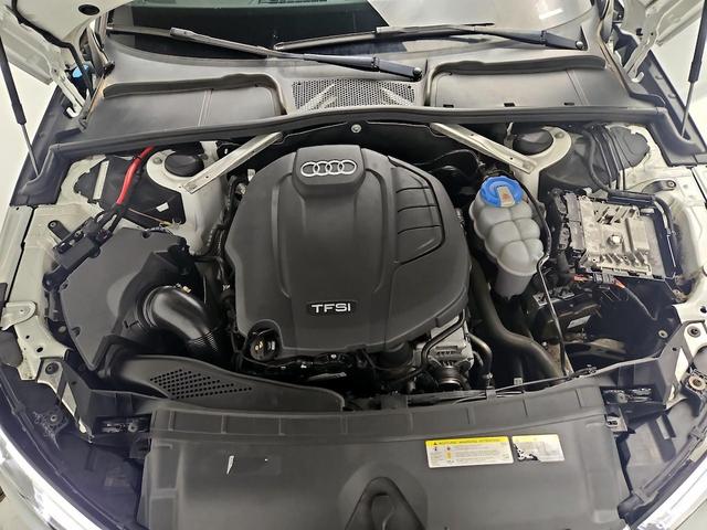 Photo of 2019 White Audi A4